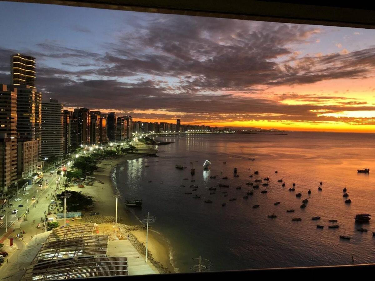 شقة فورتاليز  في Flat Iate Plaza Na Beira Mar Com Vista Mar المظهر الخارجي الصورة